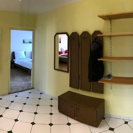 Elizabeth Daire Cheb